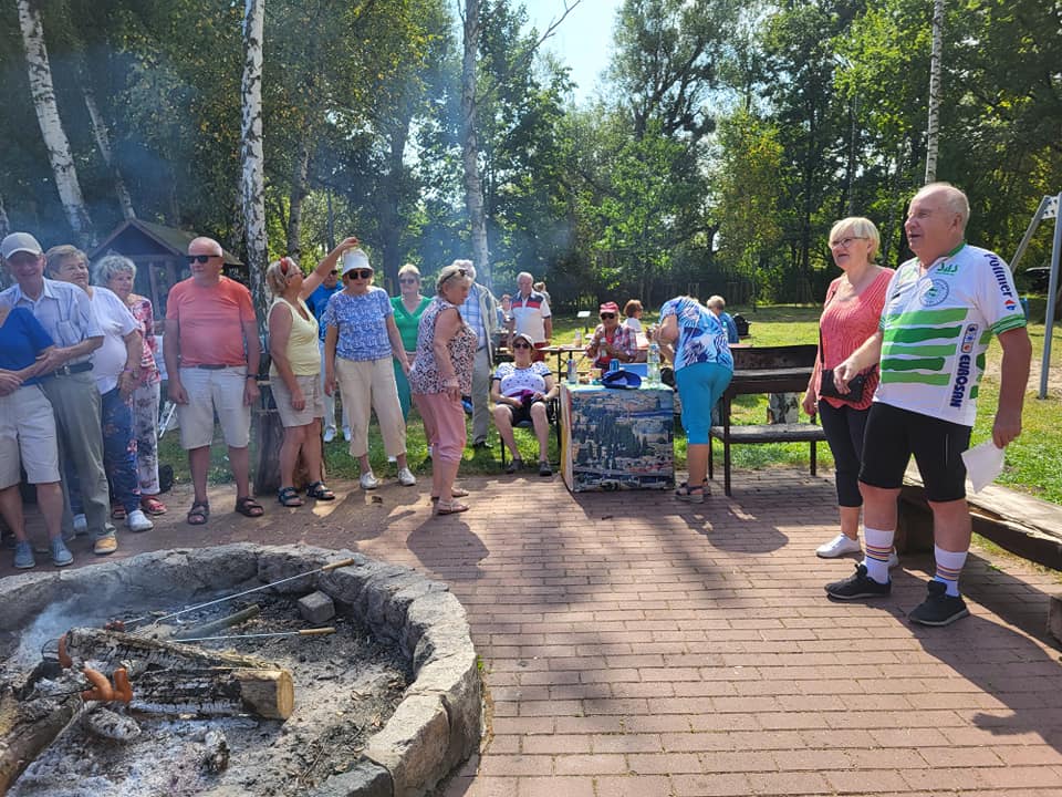 impreza plenerowa seniorów