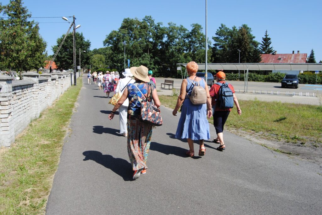 seniorzy na Święcie Chleba w Bogdańcu