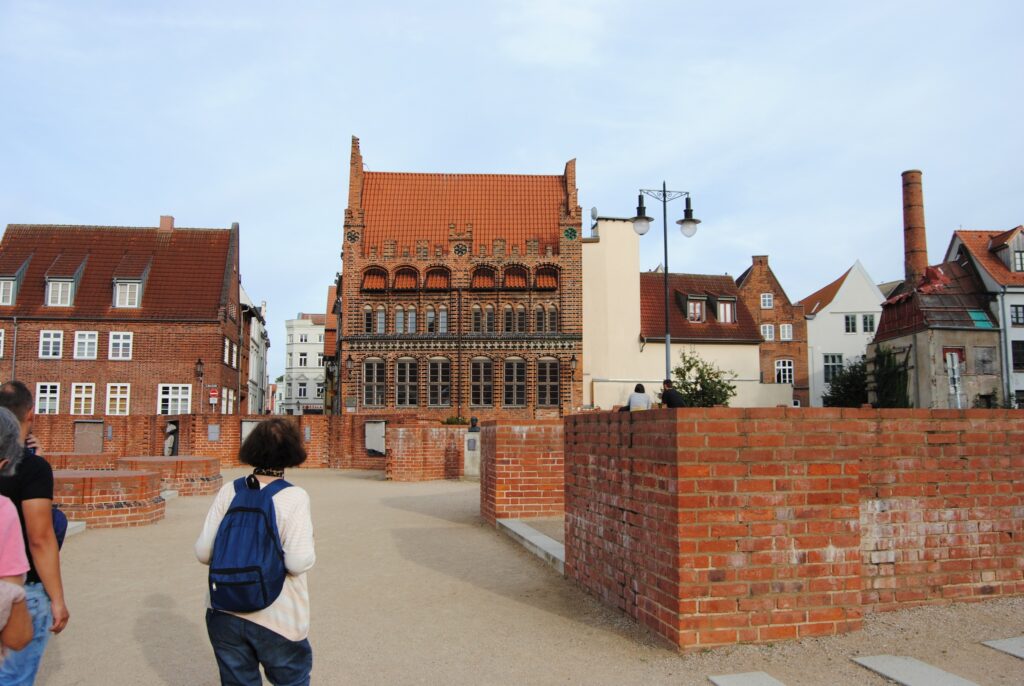 wycieczka autokarowa seniorów do Schwerin i Wismaru