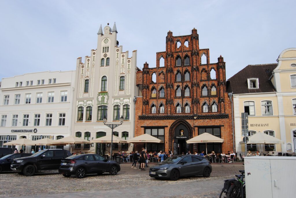 wycieczka autokarowa seniorów do Schwerin i Wismaru