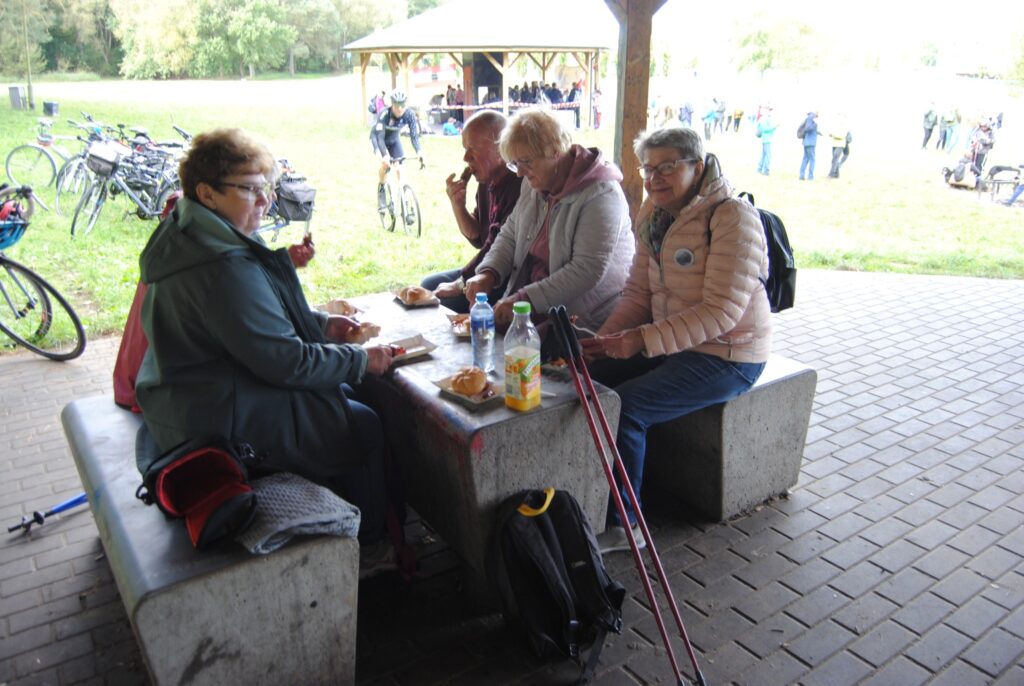 seniorzy wzięli udział w 49. Zlocie im. Kaczmarków