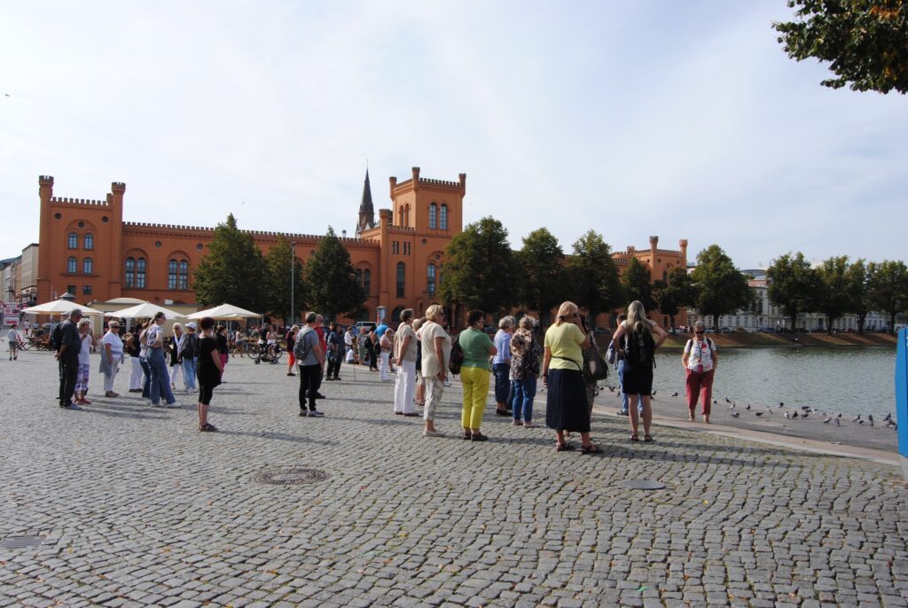 wycieczka autokarowa seniorów do Schwerin i Wismaru