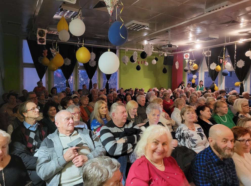koncert Srebrzystych Akordeonistów w klubie Dąb