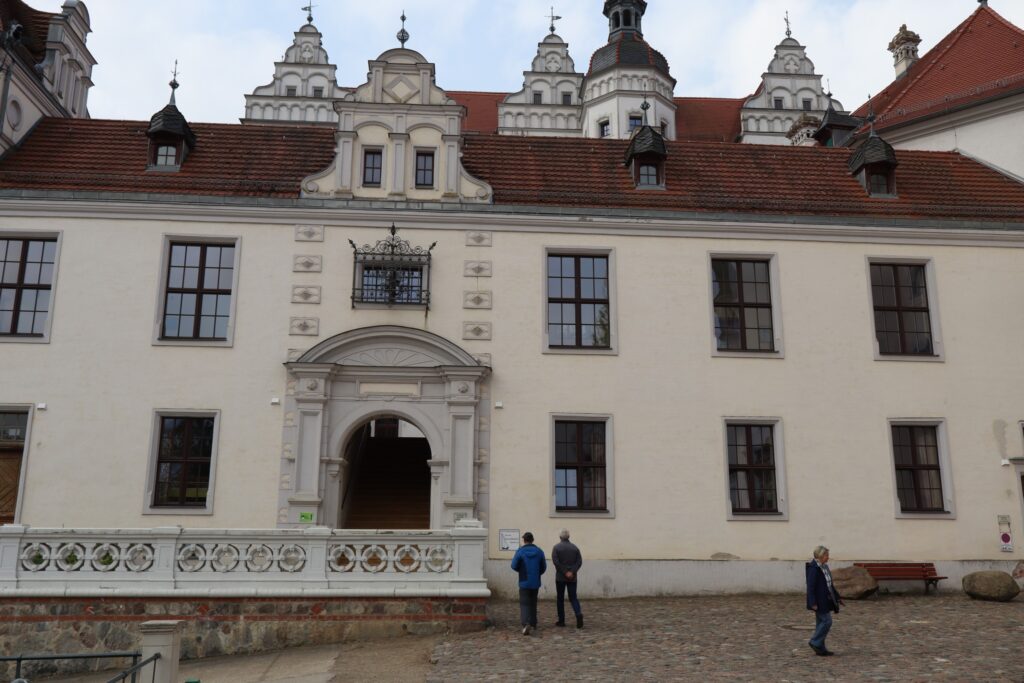 Fotorelacja z wycieczki autokarowej seniorów do Brandenburgii - wzdłuż Haweli 23 kwietnia 2025 r.