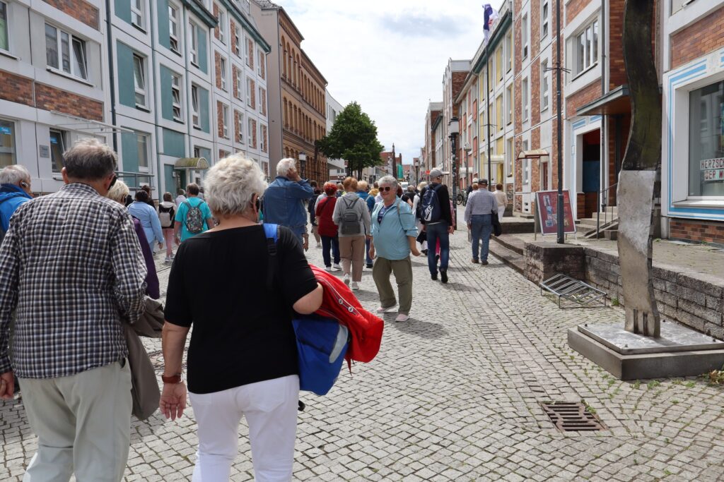 zdjęcie przedstawia uczestników wycieczki do Greifswaldu i Stralsundu