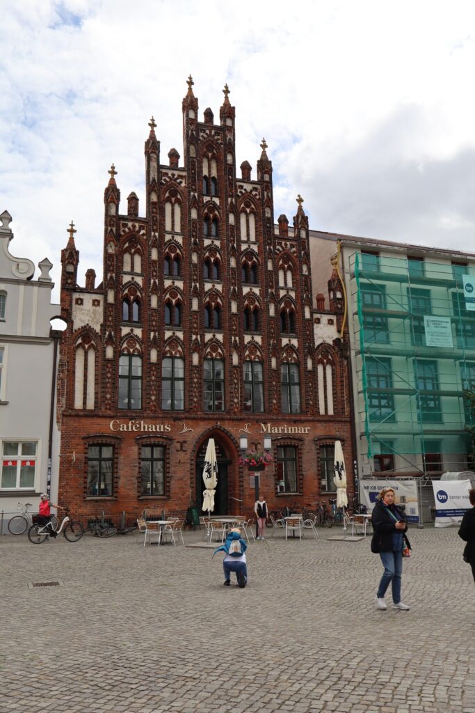 zdjęcie przedstawia uczestników wycieczki do Greifswaldu i Stralsundu