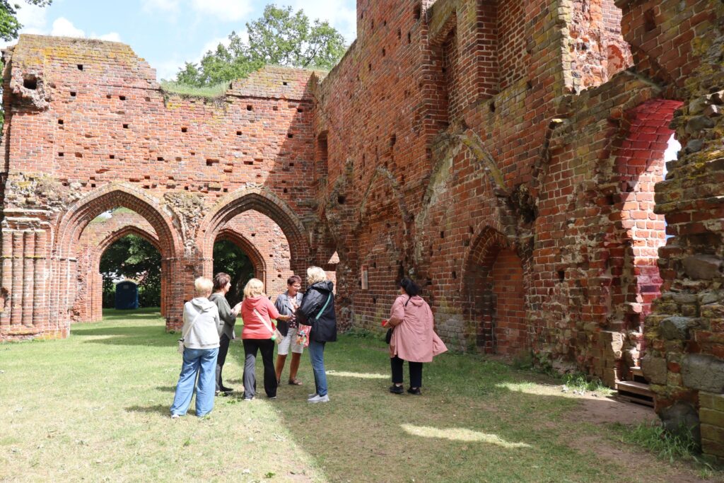zdjęcie przedstawia uczestników wycieczki do Greifswaldu i Stralsundu